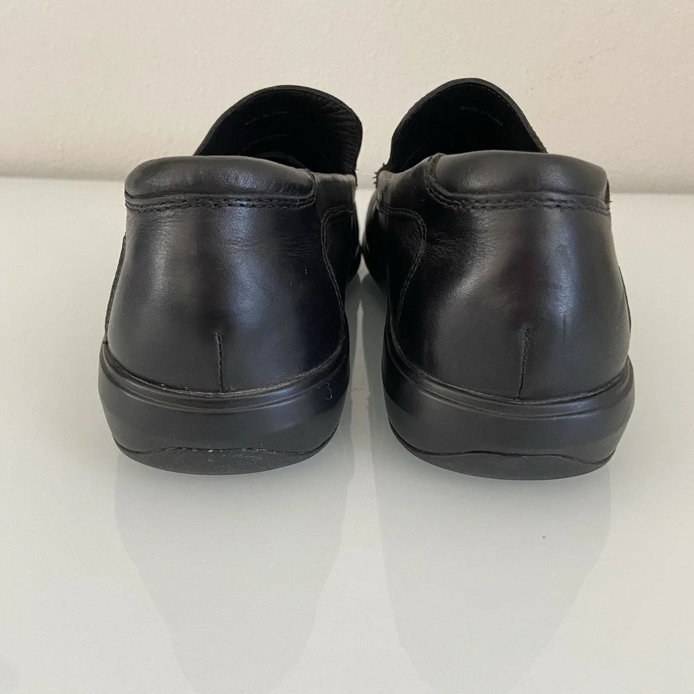 Cole Haan Loafers Men's Size 10M Black Leather Slip On Shoes C12405‎ EUC